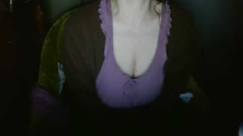 MilfyTitts online show from April 30, 10:31 am