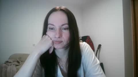 Snapshot of miliah chatting on October 18, 6:34 pm miliah online show from October 18, 6:34 pm