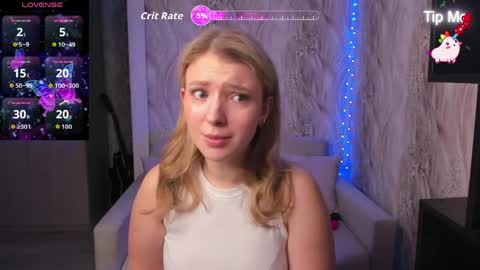 milinafox online show from April 10, 12:10 pm