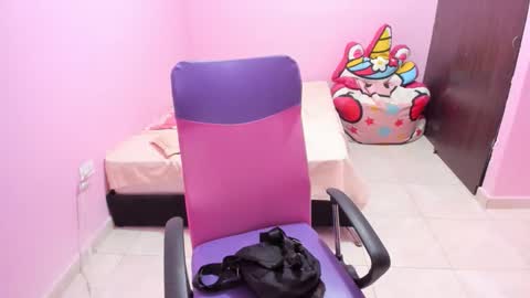 vale online show from January 14, 12:46 pm