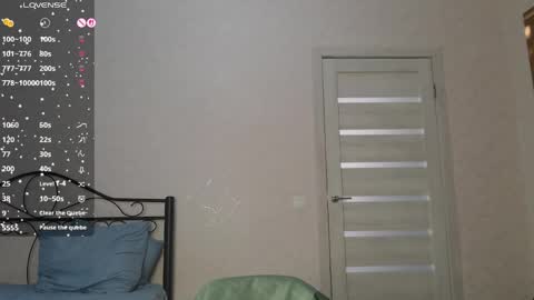 Milky online show from April 16, 2:17 pm