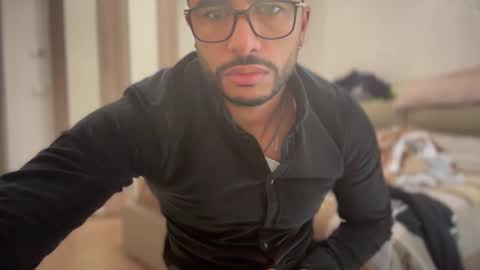 Carlos online show from January 8, 1:09 pm