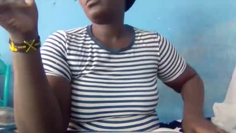 milkyebony254 online show from September 17, 11:35 am