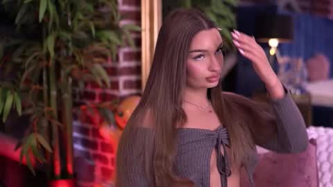 Milla online show from December 21, 7:48 am