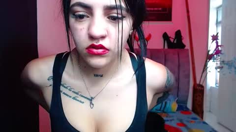 Snapshot of millacounisslosexanal chatting on October 14, 2:42 pm Violeta online show from October 14, 2:42 pm