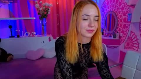 Snapshot of millana_hot chatting on September 23, 9:21 pm Milana online show from September 23, 9:21 pm
