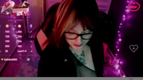 millandiux online show from February 26, 1:25 am