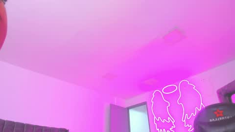 miller_silvana online show from April 11, 11:47 am