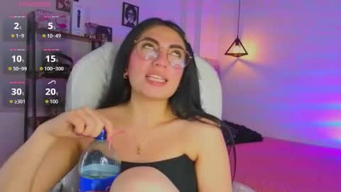 miller_vanessa_ online show from September 23, 9:21 pm