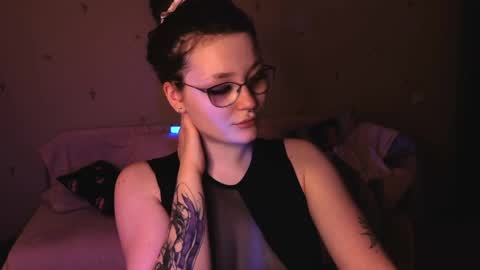 Millie online show from June 3, 12:30 pm