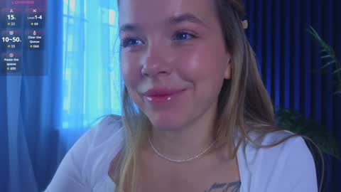 Milly    online show from October 13, 6:48 am