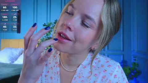 Milly    online show from October 2, 7:07 am