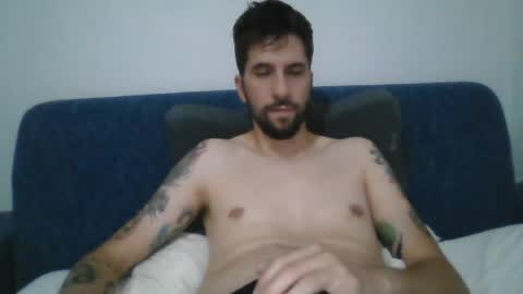 milten1987 online show from June 30, 12:43 am