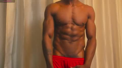 Snapshot of miltonn_jakee chatting on February 19, 2:23 am Miltonn online show from February 19, 2:23 am