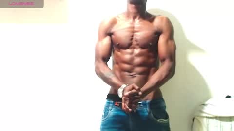 Snapshot of miltonn_jakee chatting on March 11, 4:51 pm Miltonn online show from March 11, 4:51 pm