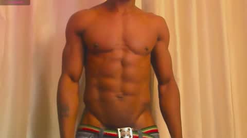 Snapshot of miltonn_jakee chatting on February 12, 4:12 am Miltonn online show from February 12, 4:12 am