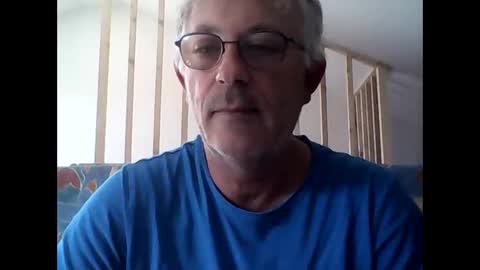 Snapshot of milu72 chatting on October 12, 2:42 pm milu72 online show from October 12, 2:42 pm