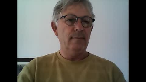milu72 online show from April 28, 8:40 am