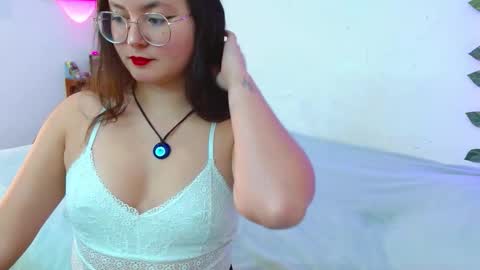 Snapshot of mily_baker chatting on October 10, 8:57 pm mily_baker online show from October 10, 8:57 pm
