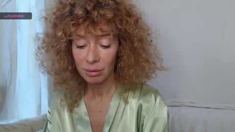 Snapshot of mimi_la chatting on October 11, 9:25 am mimi_la online show from October 11, 9:25 am