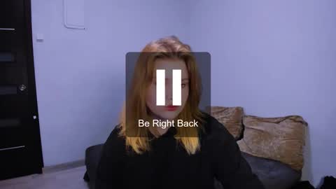 hi Im Mina  online show from November 7, 2:03 am