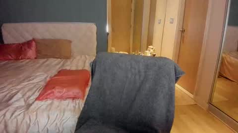 Minerva online show from September 13, 3:14 pm