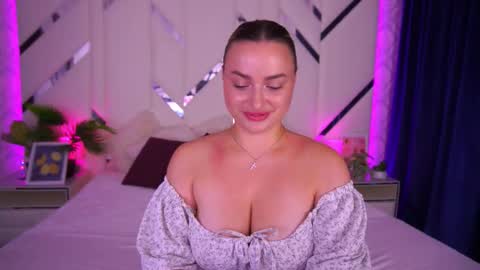 Snapshot of minifox_ chatting on September 28, 6:22 am minifox_ online show from September 28, 6:22 am
