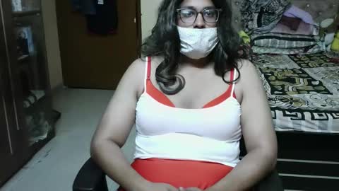 minithesissyslut online show from March 29, 8:10 pm