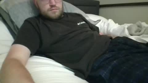 Minnesota Guy online show from October 18, 5:06 pm