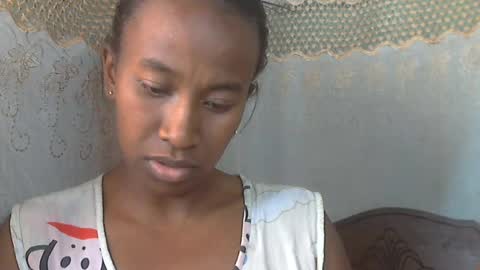 minouch211907 online show from July 14, 10:21 am