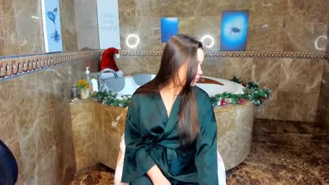 Mira online show from January 18, 1:52 am