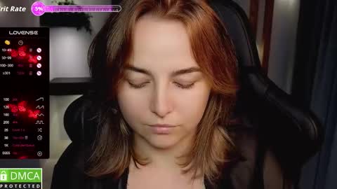 Snapshot of mira_mermayd chatting on September 11, 8:37 am Mira online show from September 11, 8:37 am