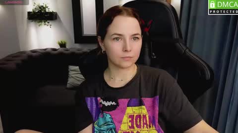Snapshot of mira_mermayd chatting on February 25, 11:32 am Mira online show from February 25, 11:32 am