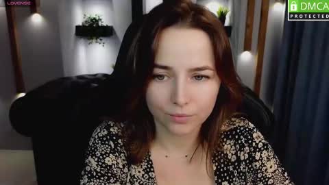 Snapshot of mira_mermayd chatting on February 26, 11:43 am Mira online show from February 26, 11:43 am