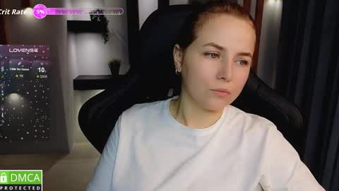 Snapshot of mira_mermayd chatting on September 21, 12:58 am Mira online show from September 21, 12:58 am