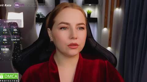 Snapshot of mira_mermayd chatting on October 3, 9:06 am Mira online show from October 3, 9:06 am