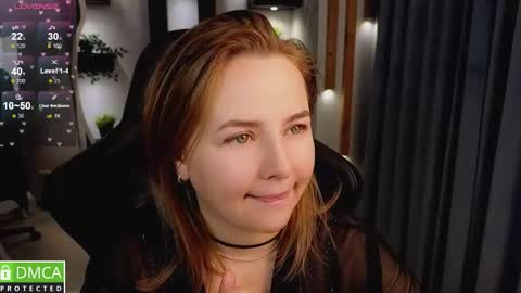 Snapshot of mira_mermayd chatting on October 5, 1:47 am Mira online show from October 5, 1:47 am