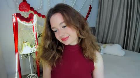 Emma online show from April 12, 10:30 am