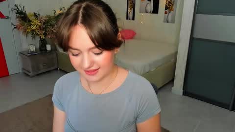 Snapshot of miraclecurly chatting on March 11, 7:25 pm Emma online show from March 11, 7:25 pm