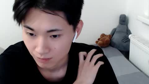              online show from October 15, 3:10 am