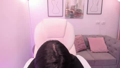 miranda_crawfor online show from March 26, 3:56 am