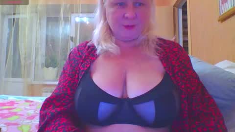 Snapshot of miranda_robinson chatting on September 16, 5:38 pm Miranda online show from September 16, 5:38 pm