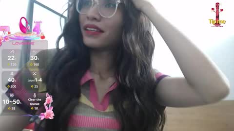 Miriam Schl online show from November 10, 1:03 pm