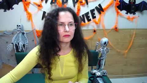 Miroslava Happi online show from October 25, 7:19 am