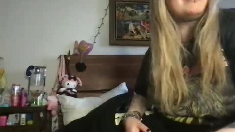 Snapshot of mis0h0rnybabii chatting on February 23, 10:20 pm MisoHorny aka Goddess Sahara online show from February 23, 10:20 pm
