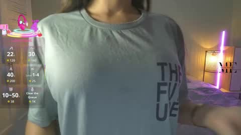 Eliza online show from September 29, 3:05 am