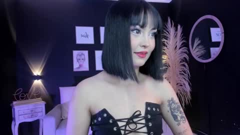 Snapshot of mishanabi_ chatting on October 20, 7:41 pm Misha online show from October 20, 7:41 pm