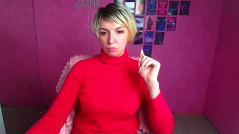 Mishelle online show from February 3, 1:15 pm