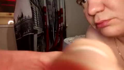 Misisssex online show from April 30, 9:08 pm