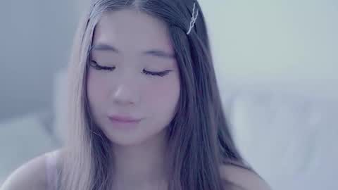 Snapshot of miso_misa chatting on October 9, 6:19 am Misa online show from October 9, 6:19 am